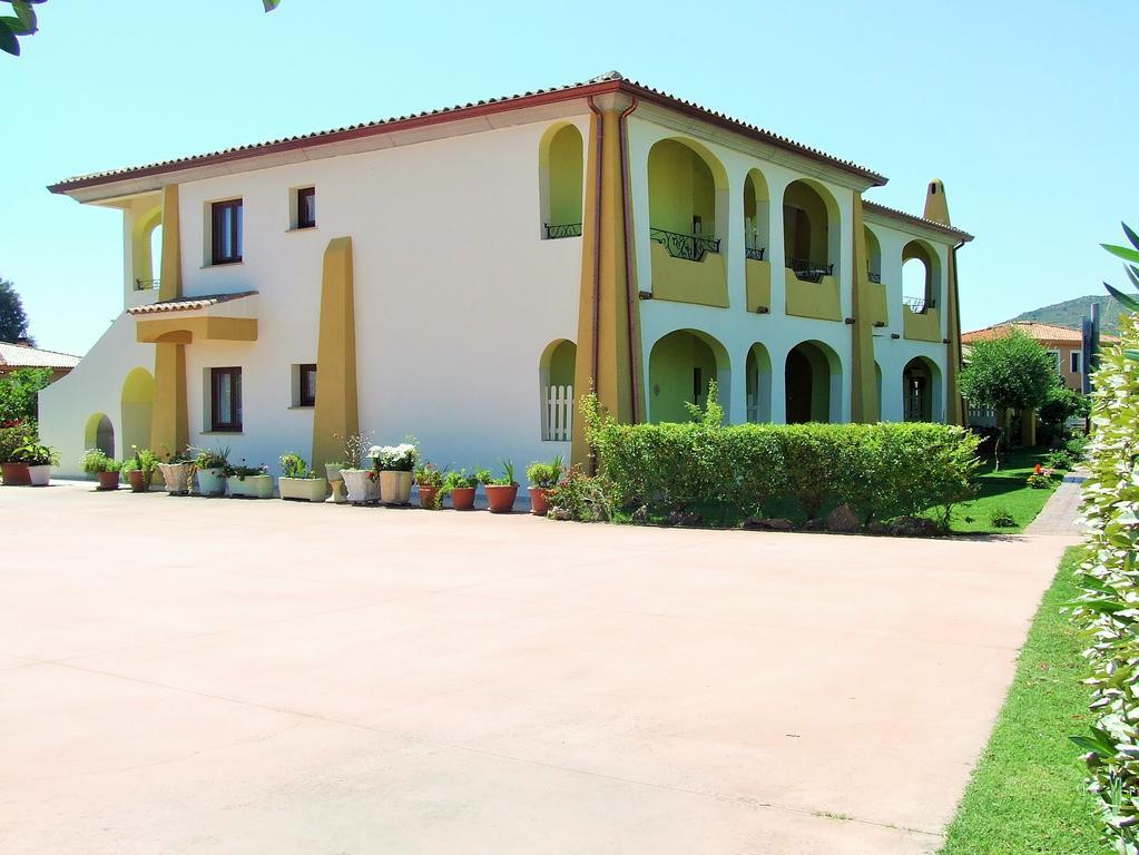 Case Vacanze San Silvestro Будоні Екстер'єр фото